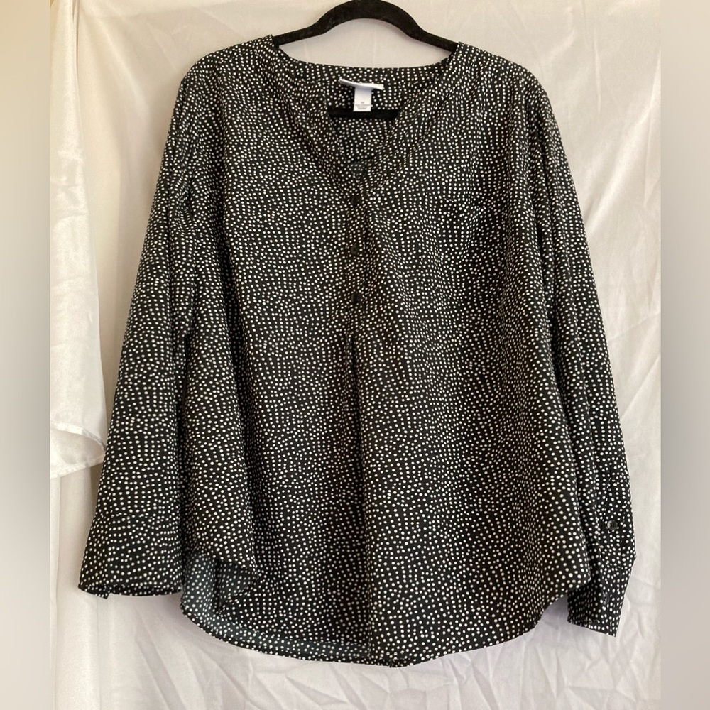 Womens Long Sleeved V Neck Top Black w/White Polka Dots by Pure Energy sz 1X
